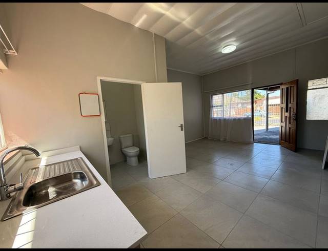 1 BEDROOM PROPERTY TO RENT IN CHRISMAR